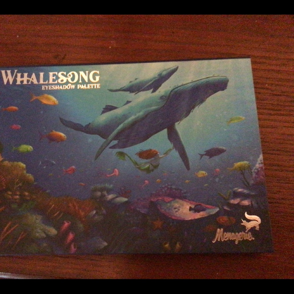 Manajere Whalesong Eyeshadow Palette